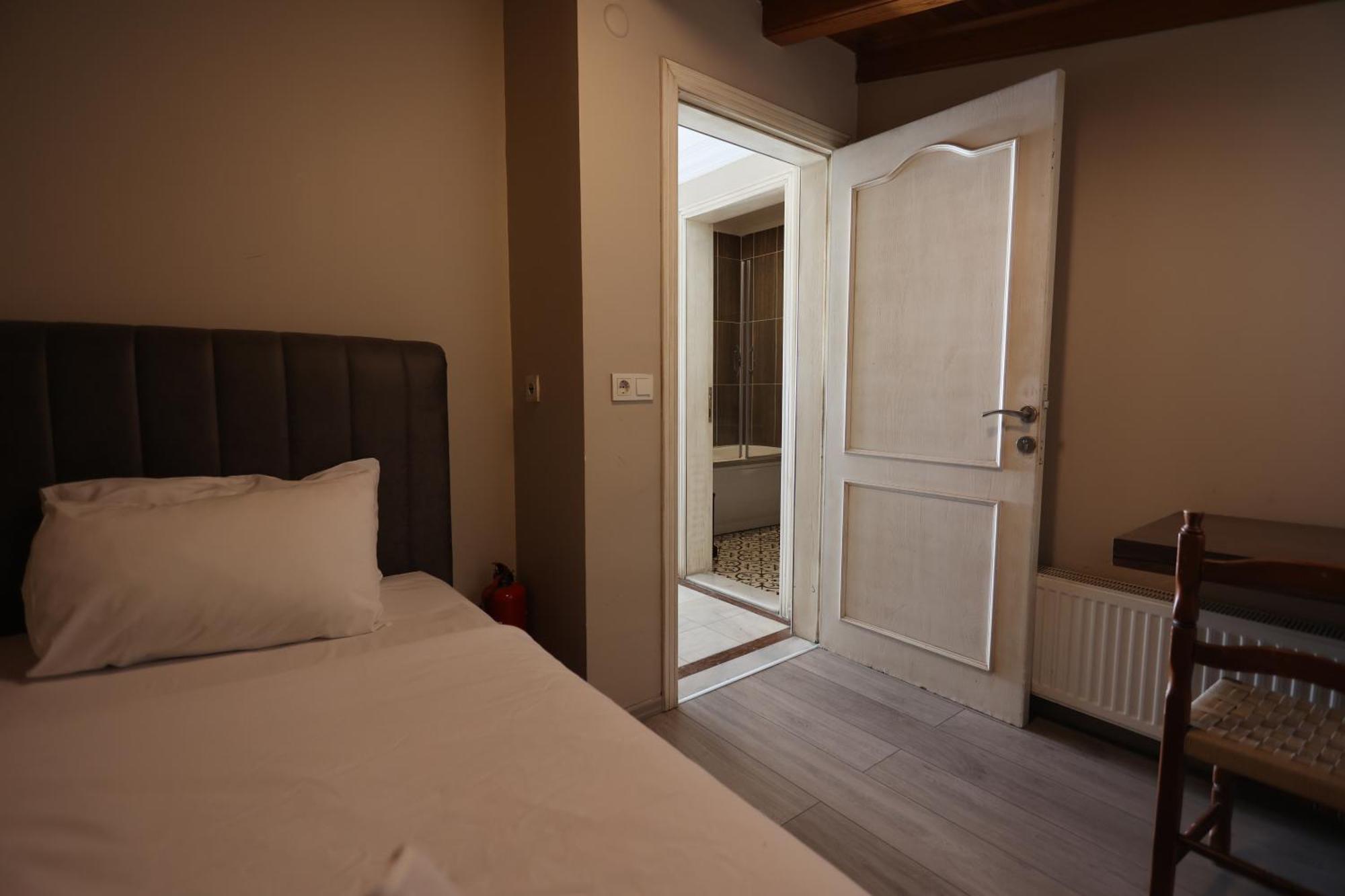 Cheers Lighthouse Hostel Κωνσταντινούπολη Εξωτερικό φωτογραφία